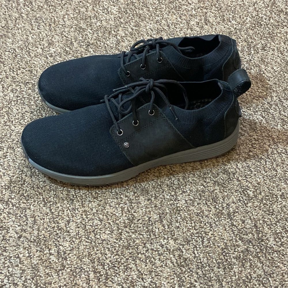 Duluth Trading Co Black Sneakers Minimalist Design Men’s Shoes Size 13